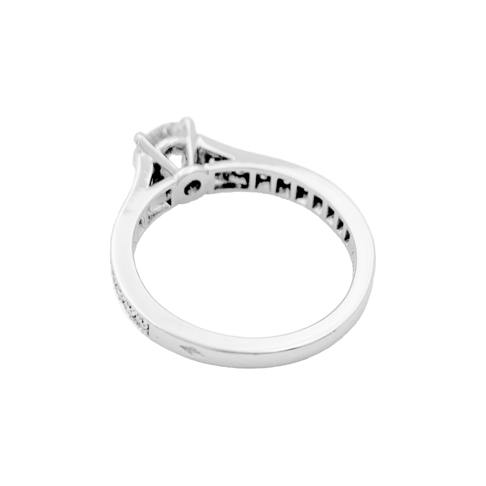 Bague Cartier, "Solitaire 1895" platine et diamants.  4