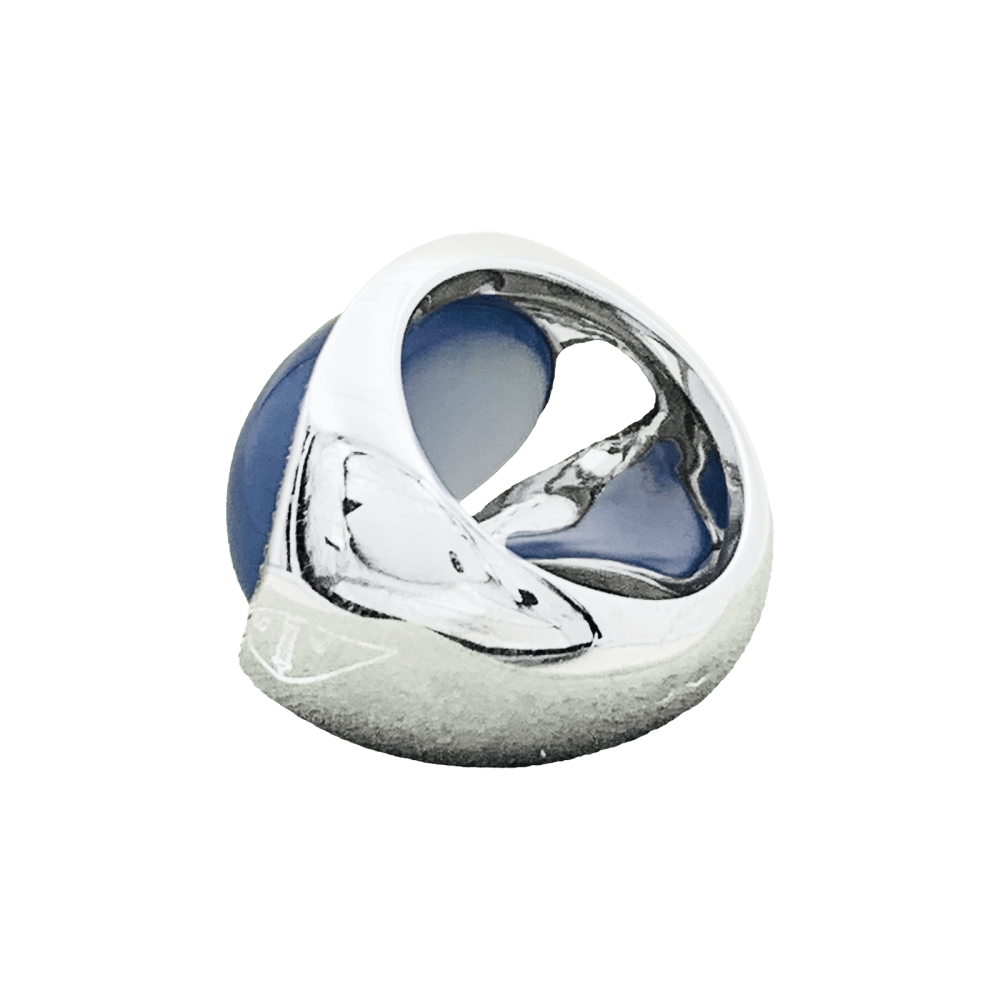 Bague Van Cleef & Arpels or blanc, calcédoine et diamants. 3