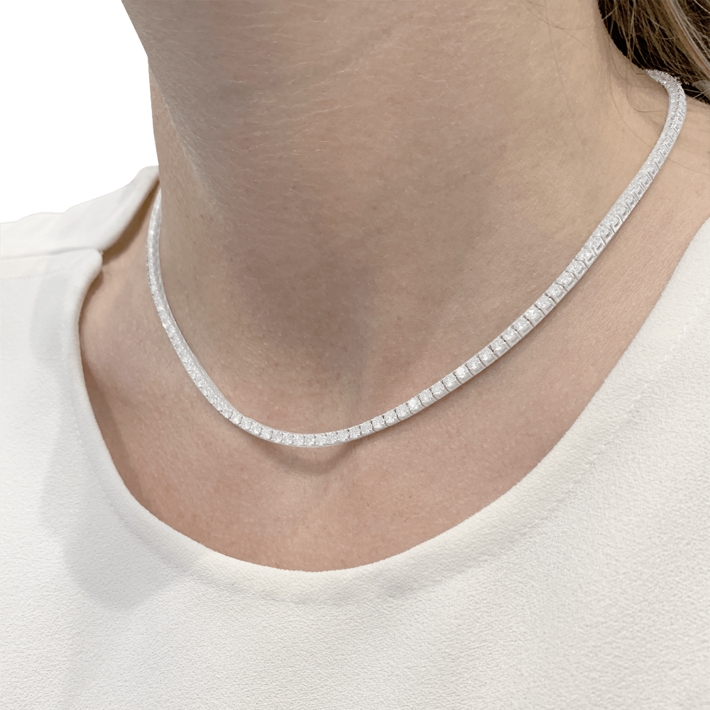 Collier rivière en or blanc, diamants. 5