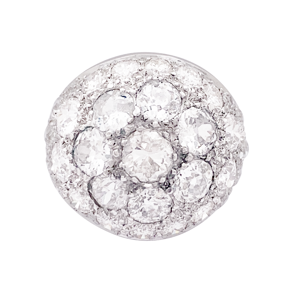 Bague pavage or blanc, diamants. 4