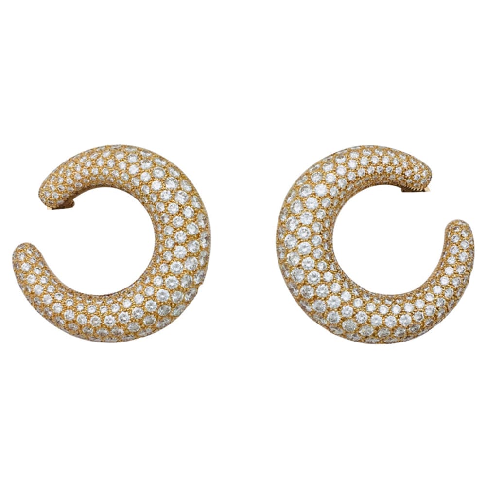 Boucles d'oreilles Cartier en or jaune, diamants. 2