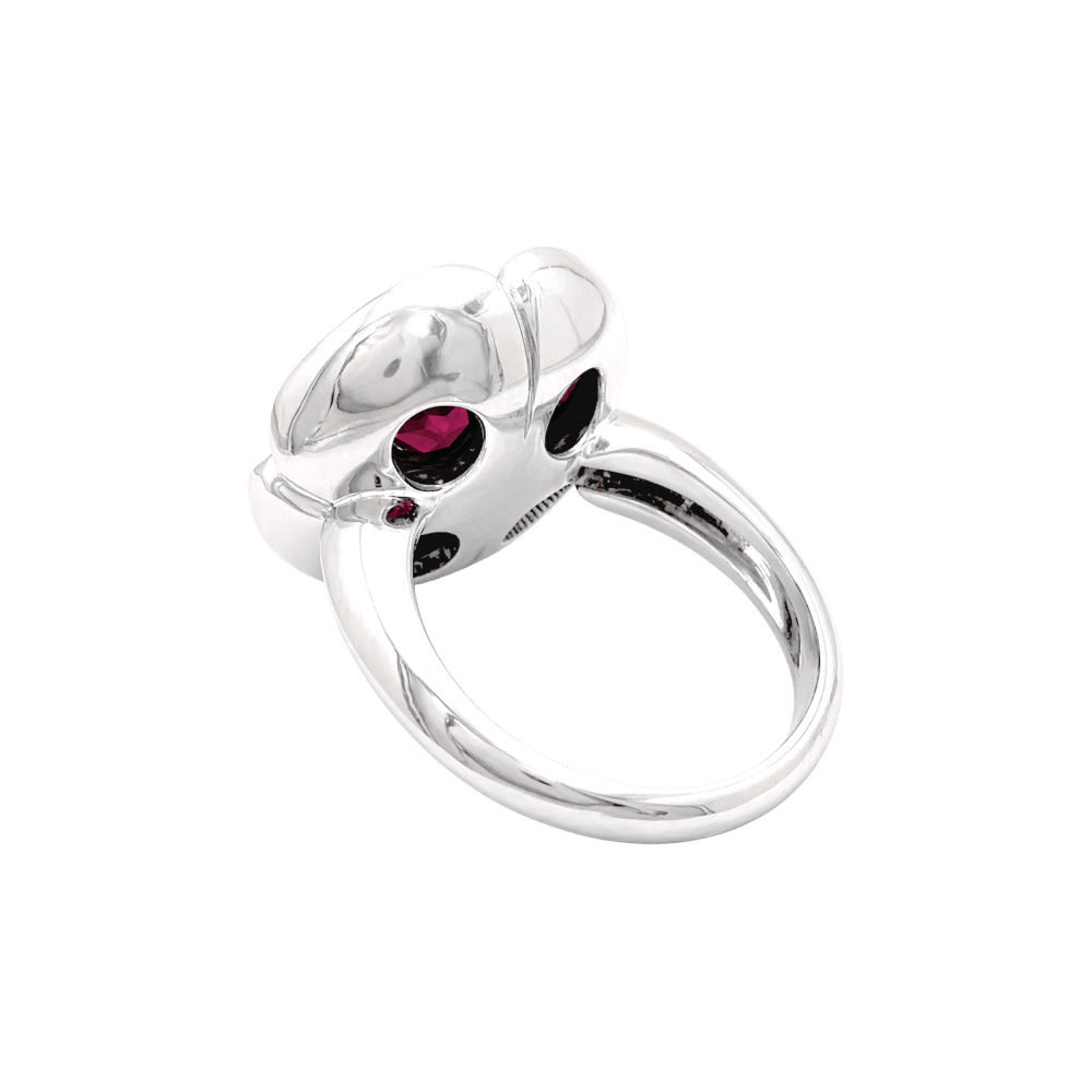 Bague "Fleur", or blanc, rubis synthétiques et diamants.  4