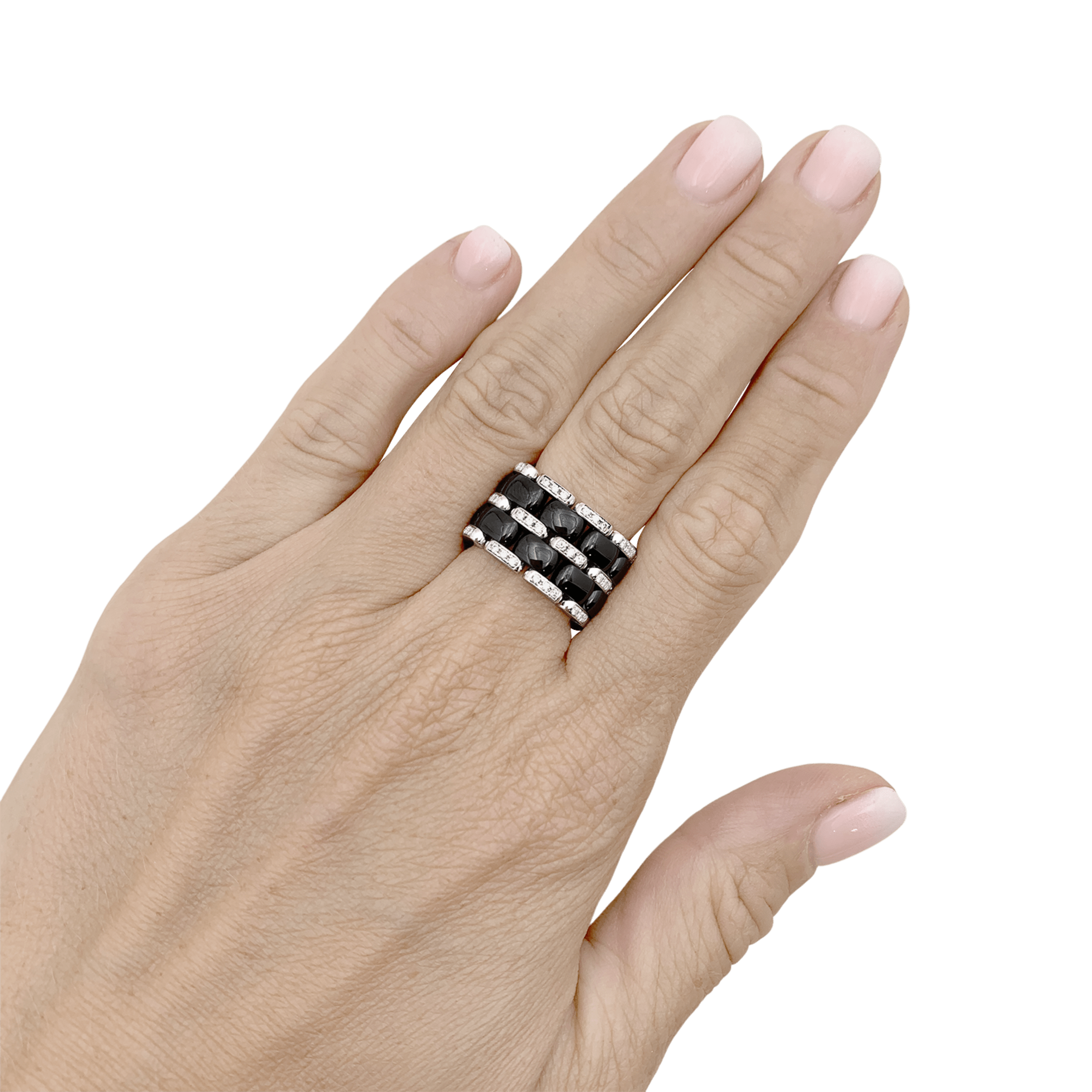 Bague Chanel, "Ultra" en or blanc, céramique noire et diamants.  5