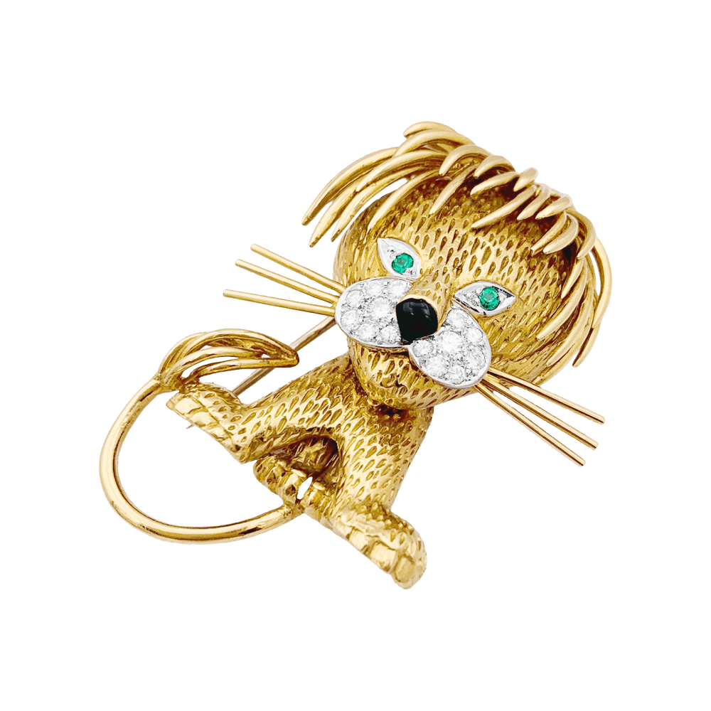 Clip Van Cleef & Arpels, "Lion Ebouriffé", or jaune, émeraude, diamants. 3