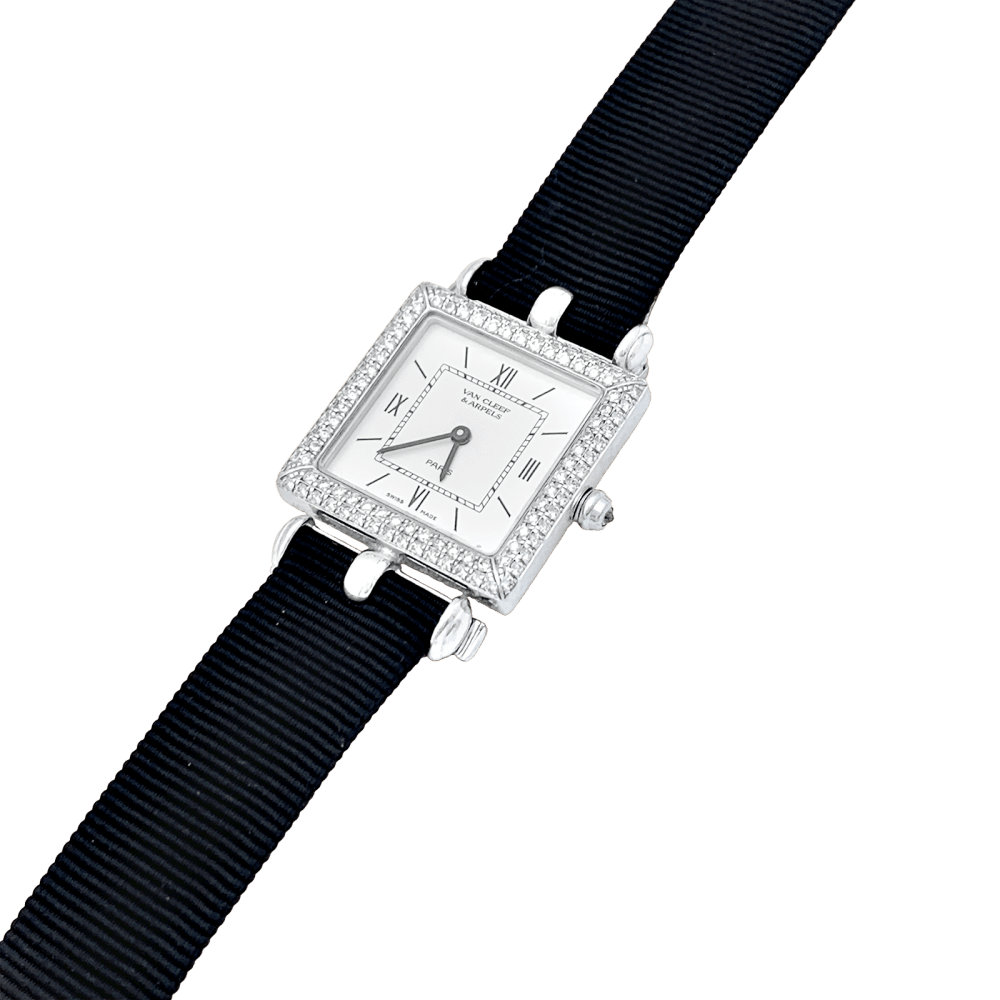 Montre Van Cleef & Arpels, "Classique Arpels" en or blanc, diamants.  3