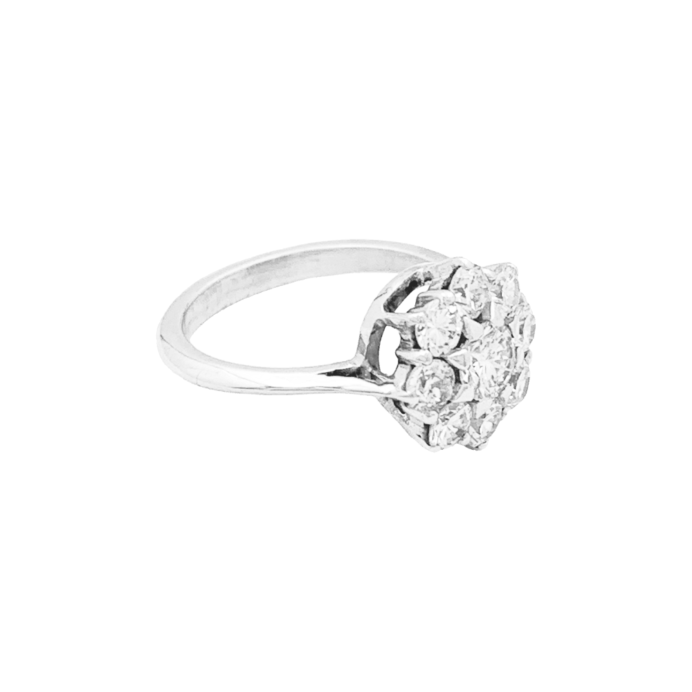 Bague fleur en or blanc et platine sertie de diamants.  3