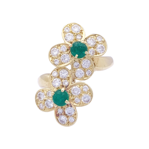Van cleef & Arpels diamonds, emeralds and diamonds ring, "Fleurette" collection.