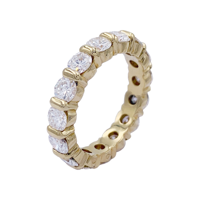 White gold and diamonds wedding ring.