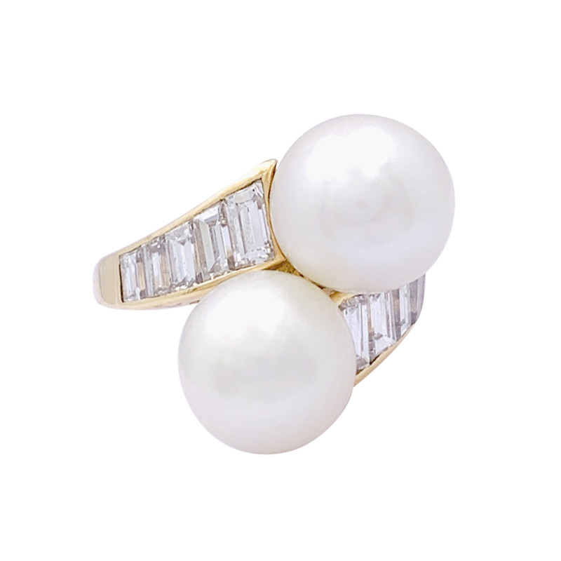 Mauboussin yellow gold, pearl and diamonds vintage ring.