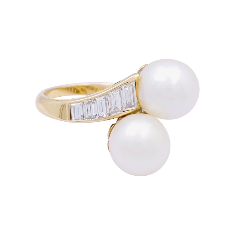 Mauboussin yellow gold, pearl and diamonds vintage ring.