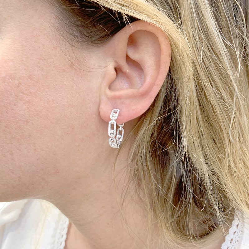 Boucles d'oreilles Messika, "Move Link", or blanc, diamants.