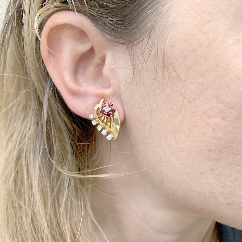 Rose gold, diamonds and rubies "Leaf" earrings.