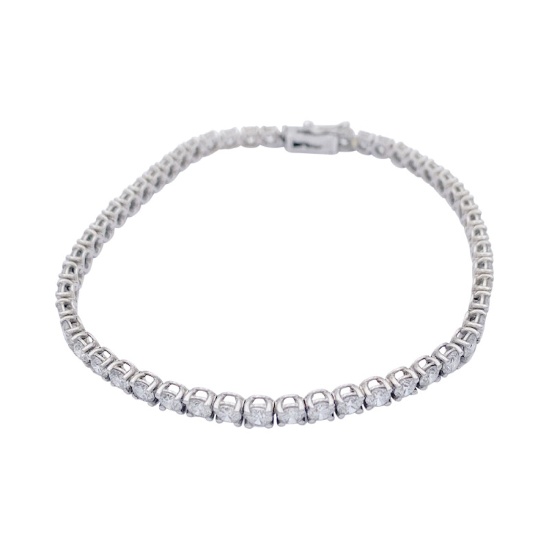 Bracelet ligne diamants en or blanc.