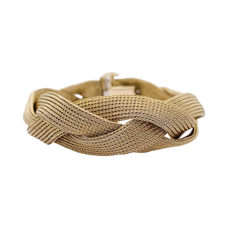 Yellow gold braid bracelet.