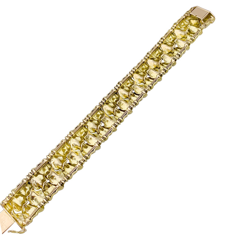 Vintage gold and diamonds bracelet.