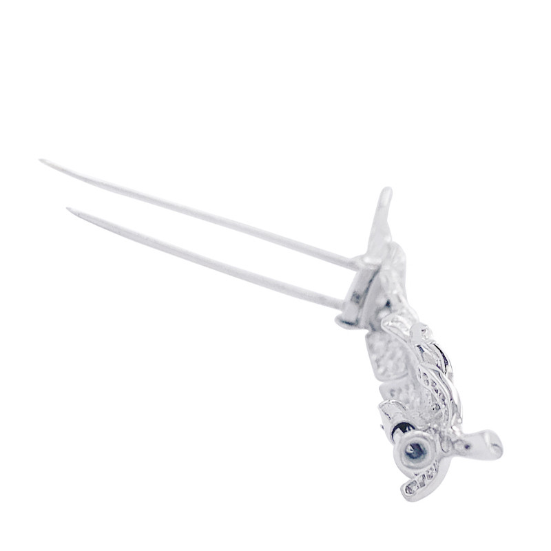 Boucheron white gold and diamonds "Feather" brooch.
