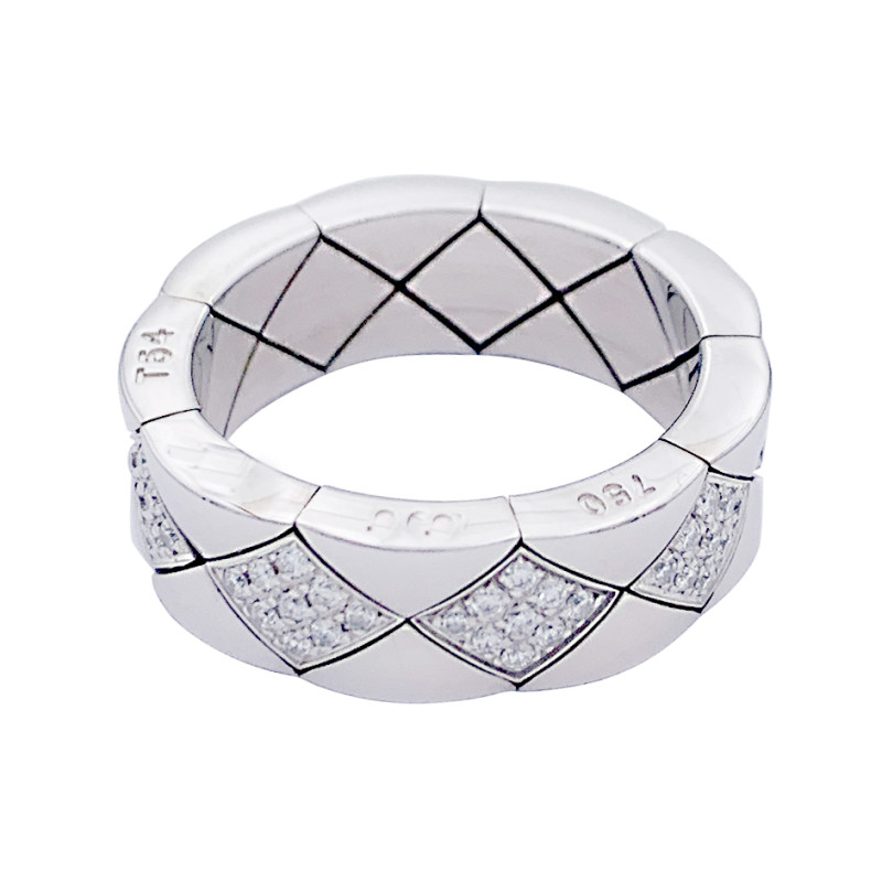 Chanel white gold and diamonds ring, "Matelassé" collection.