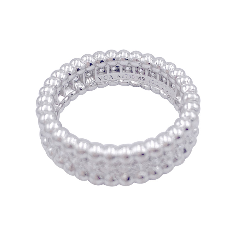 White gold Van Cleef and Arpels ring, "Perlée" collection, diamonds.