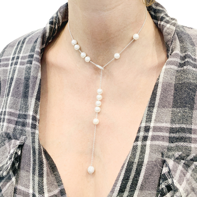 Mikimoto white gold, pearls, diamonds necklace.