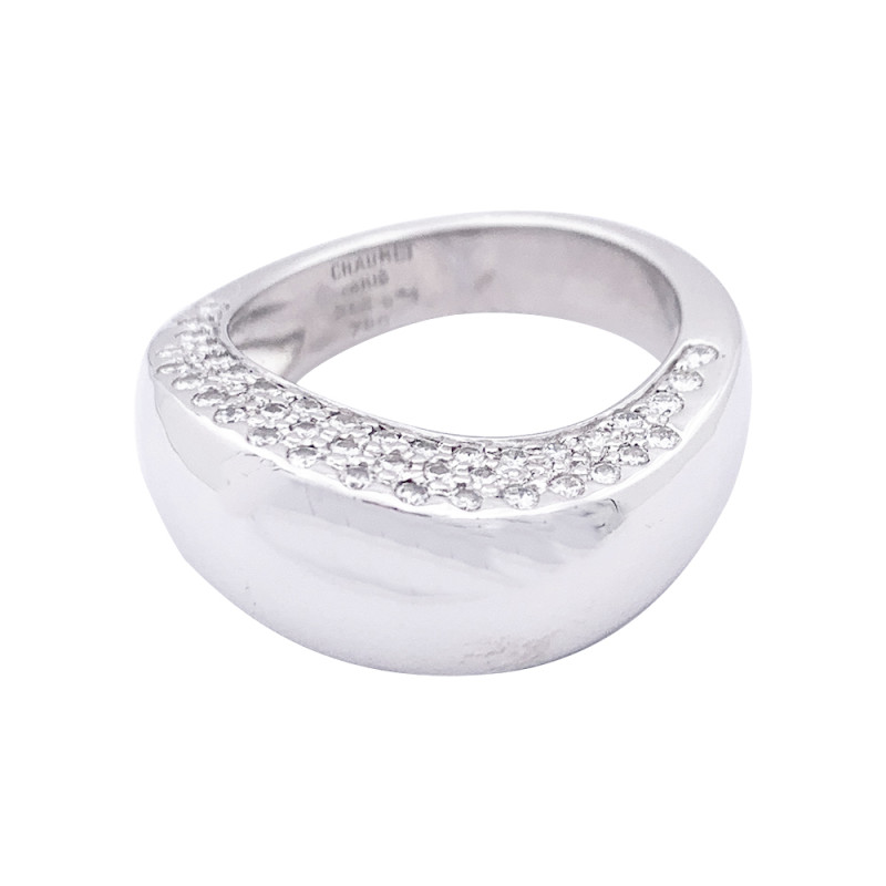 Chaumet white gold and diamonds ring, "Valse" collection.