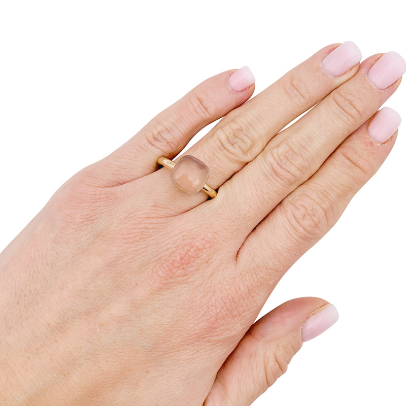 Pomellato gold ring, "Nudo Classic" collection.