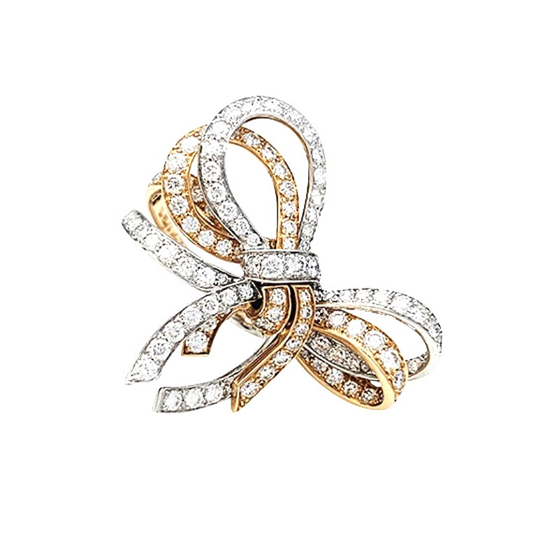 Van Cleef & Arpels gold ring, "Double Noeud" collection.