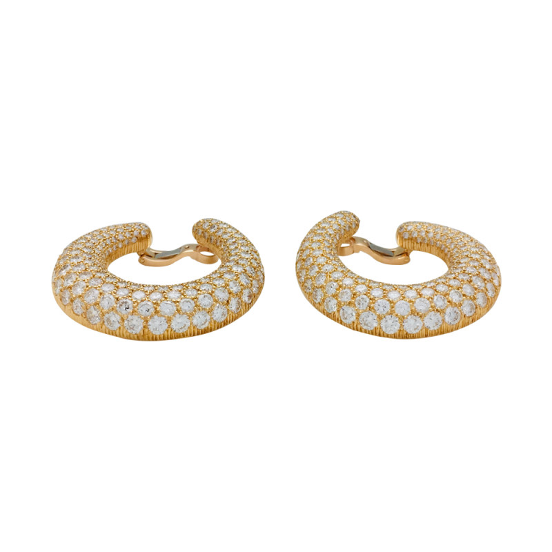 Cartier pair of earrings, yellow gold set with diamonds.