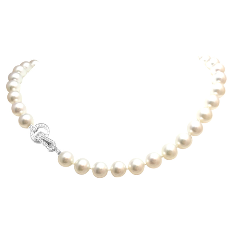 Pearl Cartier necklace, "Agrafe" collection, white gold and diamonds.