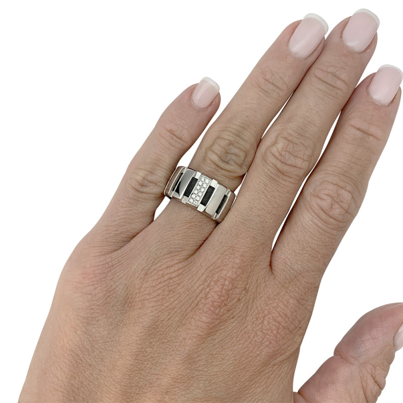 Chaumet white gold ring, "Class One" collection.
