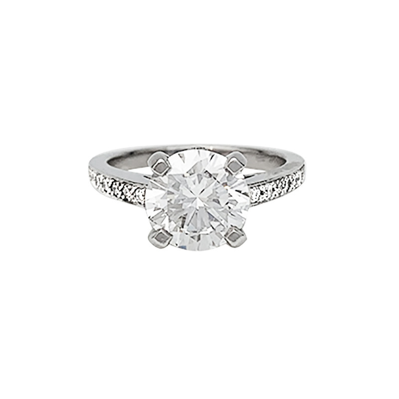 Platinum 2,02 carats diamond ring.