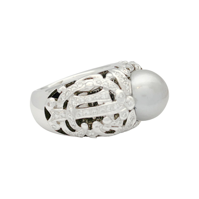 Dior white gold and diamonds Dior ring, "Désirée" collection.