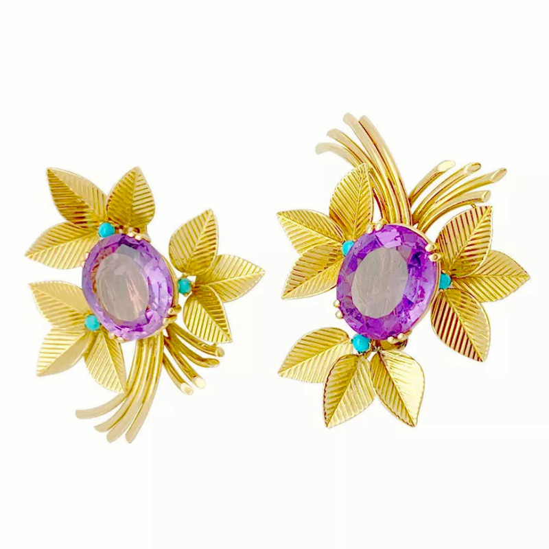 Vintage amethysts, turquoises and gold earrings.