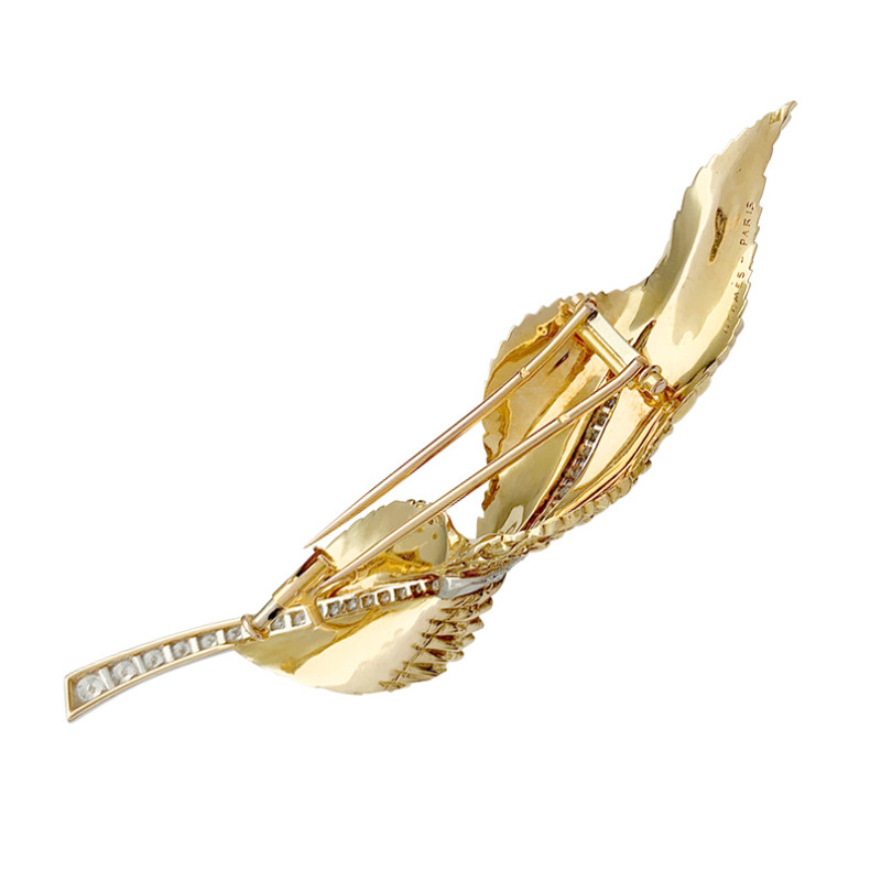 Hermès gold brooch, "Plume", diamonds.